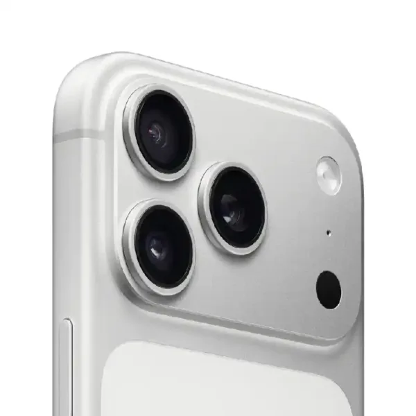 Apple iPhone 17 Pro Silver Camera